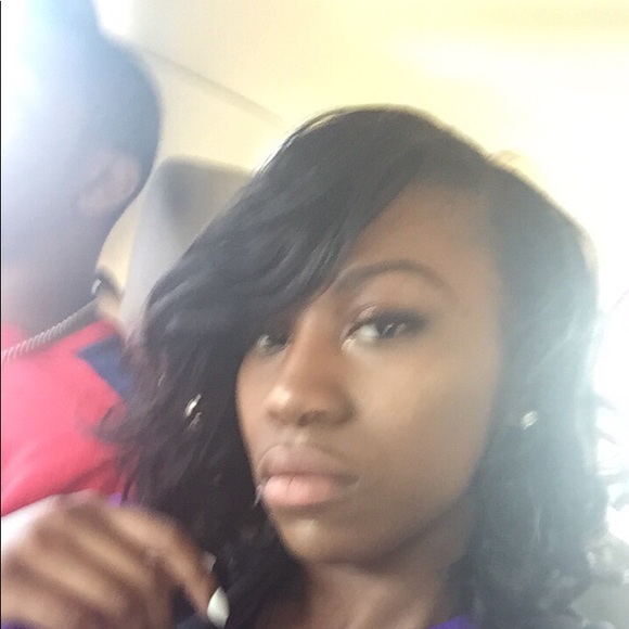 Meet your Posher, Quadera - Picture 1 of 1